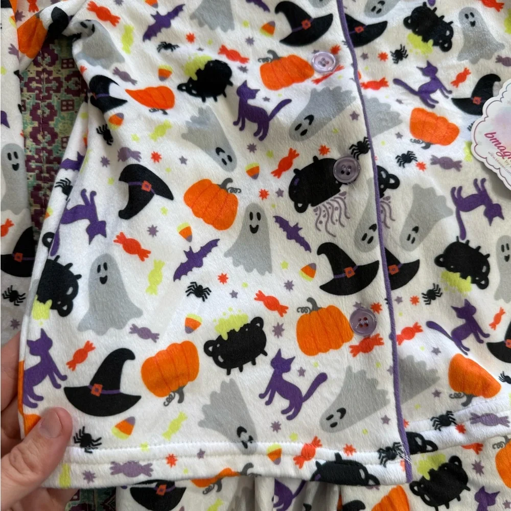 New with Tags 3T Magic Halloween Pajama Set with Witch Hats and Pumpkins